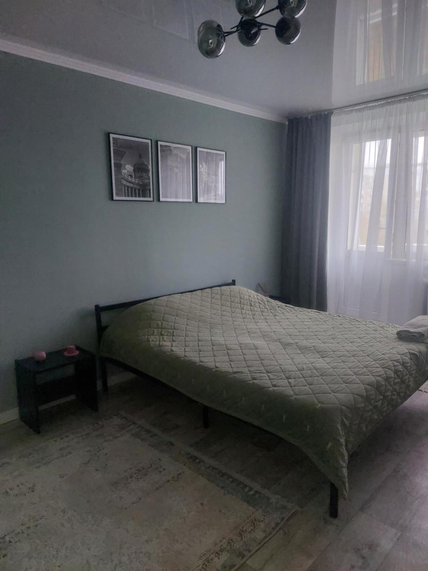 Apartamento Daily short term flat Uralsk Exterior foto
